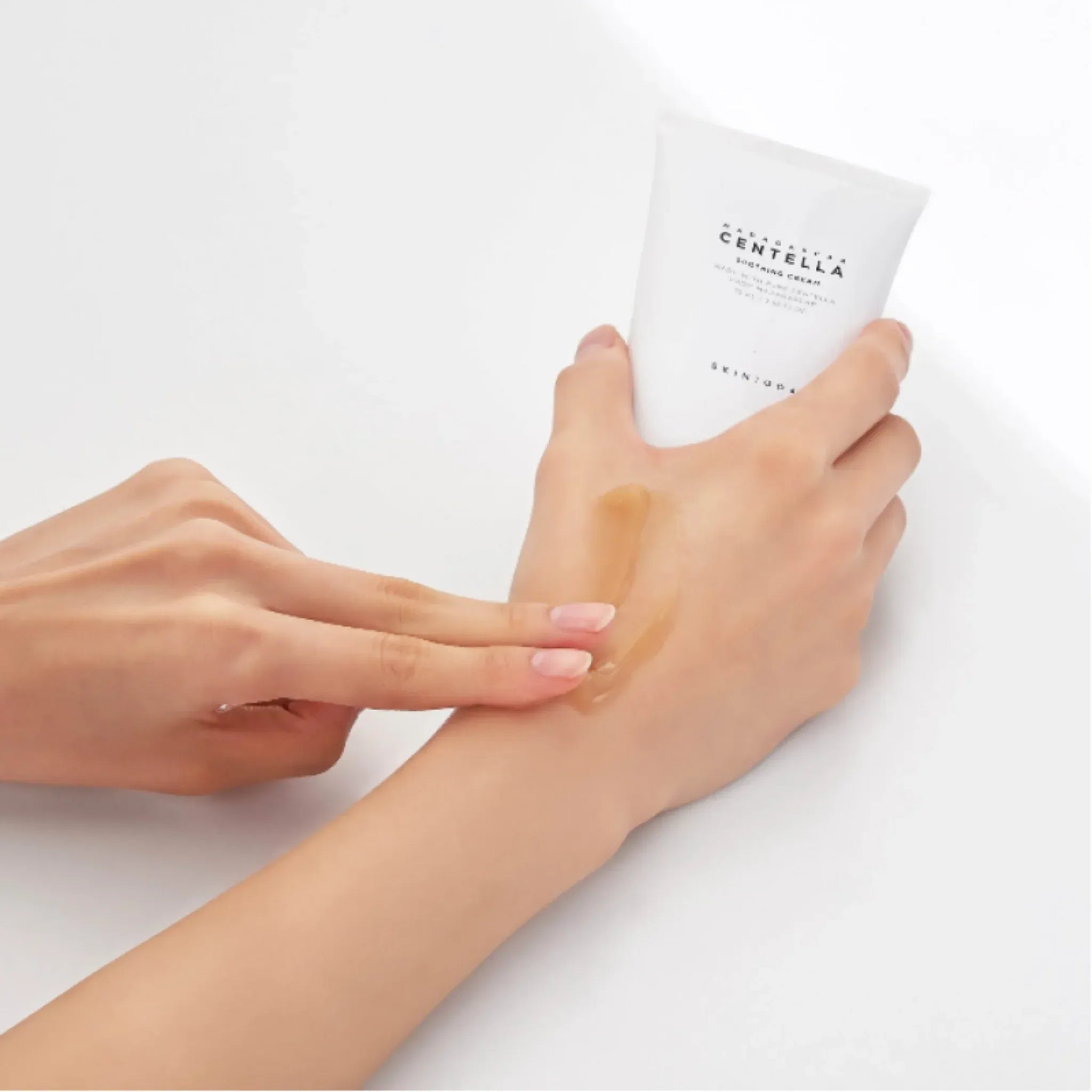 skin1004-centella-soothing-cream-sensitive